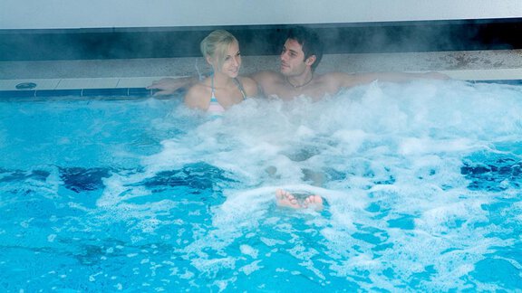 Außenpool - Hotel Bellevue 4 Sterne superior - Obergurgl 