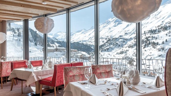 Restaurant mit Ausblick - Hotel Gotthard-Zeit - Obergurgl 