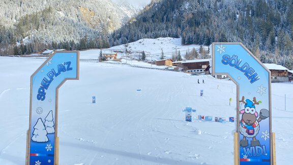 snow playground behind the house - Alpine Lodge Sölden - Sölden