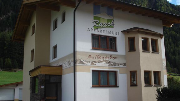 Hausfoto Einfahrt - Appartement Rauch - Sölden