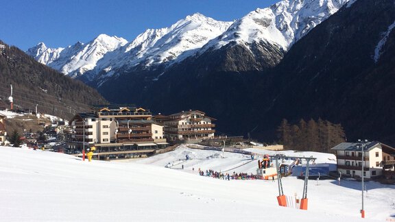 AD Blick vom Haus - Appartements "Alpendiamond" - Sölden