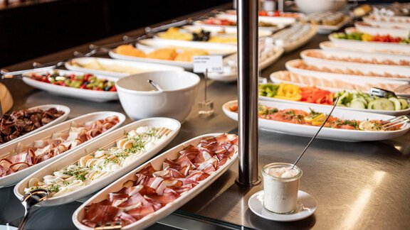 Frühstücksbuffet - die berge lifestyle-hotel sölden - Sölden