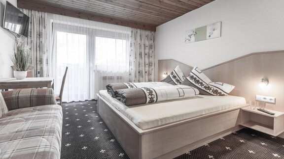 Doppelzimmer - Gästeheim Schmiedhof - Sölden