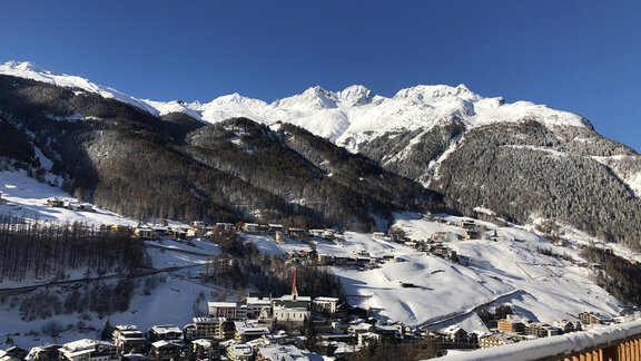 Aussicht auf Sölden - Granbichlhof - Sölden
