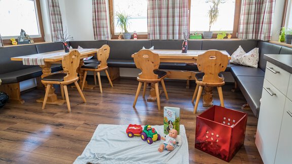 Haus Almrausch wohnzimmer (2) - Sölden