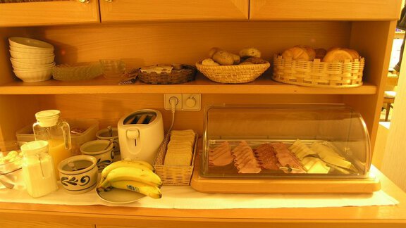 Frühstücksbuffet - Haus Hugo - Sölden