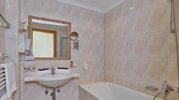 Badezimmer - Hotel Erhart - Sölden