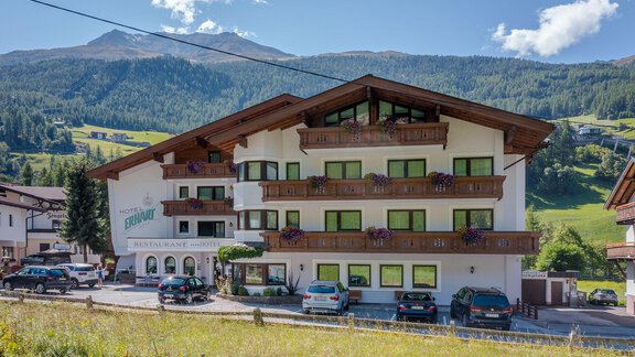 Sommeransicht - Hotel Erhart - Sölden