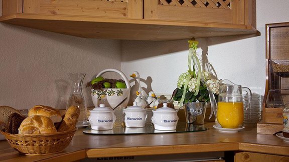 fruehstuck02 - Hotel Garni Ehrenreich - Sölden