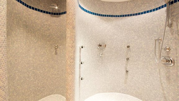 Duschen Saunabereich - Hotel Garni Hainbacherhof - Sölden