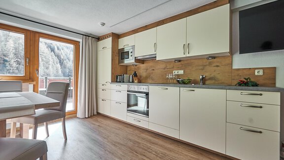 TOP 3 Küche - Hotel Garni Schönblick Apart - Sölden