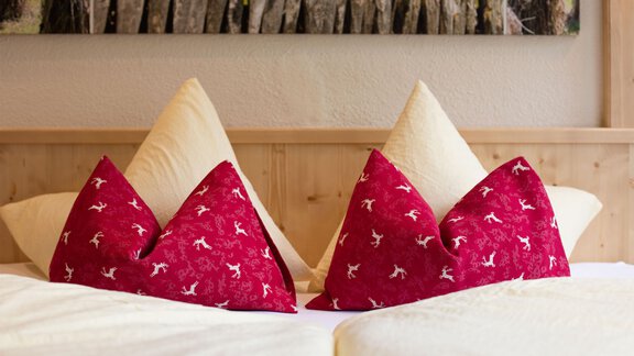 Schlafzimmer - Hotelappart Peter - Sölden | © Falkner Georg