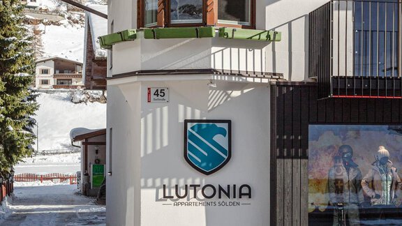 Check-in Parkplatz Lutonia Appartements Sölden - Sölden