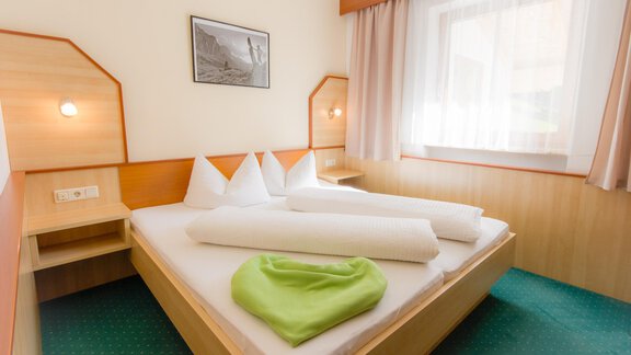 zimmer1_4_top2 - Pension Bella Vista - Sölden