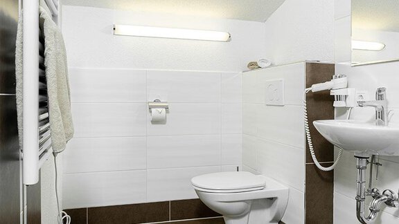 Doppelzimmer Standard - Pension Berggeist - Sölden