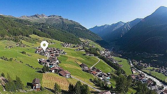 Lage - Pension Charly - Sölden