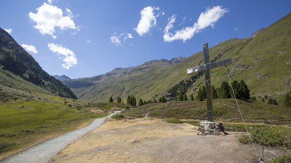 Wanderweg zum Geierwallihof - Gasthof Geierwallihof - Vent