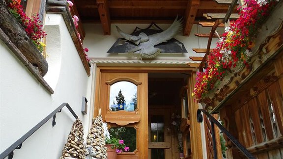 Eingang Geierwallihof - Gasthof Geierwallihof - Vent | © Bianca Klotz