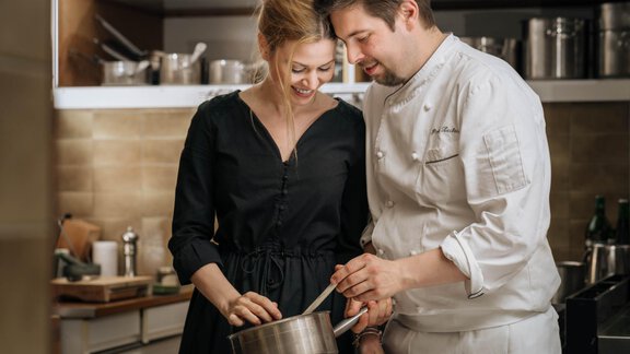 Ihre Gastgeber Mallorie Rey und Pirmin Lechner - Hotel Macun - Vent