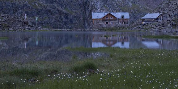 Fernaufnahme - Winnebachseehütte - Gries