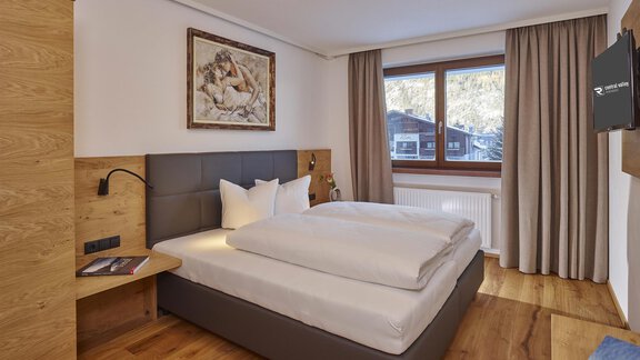 Schlafzimmer - Alpenappartement Central Valley Penthouse - Längenfeld