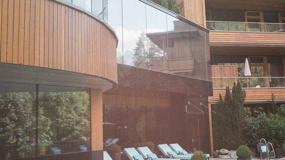 Pool - Naturhotel Waldklause - Längenfeld