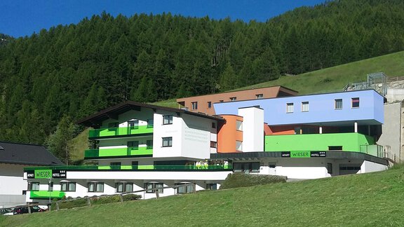Hotel Wieser im Sommer - Apart Hotel Garni Wieser - Sölden