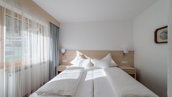 Schlafzimmer - Apart Hotel Garni Wieser - Sölden