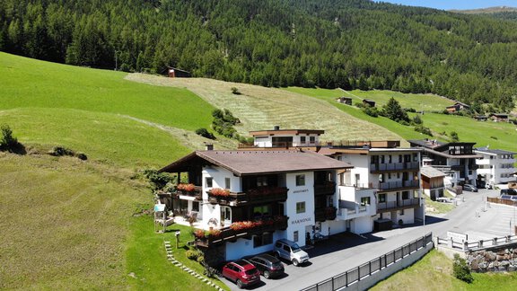 Sommer2019-Aussen - Appartement Harmonie - Sölden