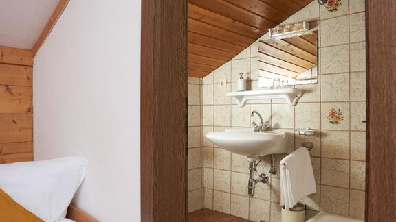 Einzelzimmer mit Badezimmer - Arno`s Hoamat - Sölden