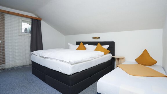 Doppelzimmer mit Dusche/WC - Arno`s Hoamat - Sölden