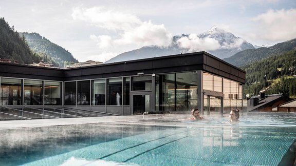 Infinity Pool - die berge lifestyle-hotel sölden - Sölden