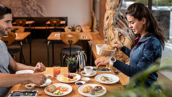 Frühstückstisch - die berge lifestyle-hotel sölden - Sölden