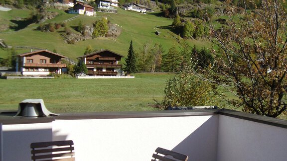 Terrasse Appartement 3 - Ferienappartements Linserhof - Sölden