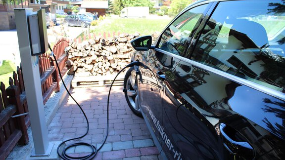 E-Tankstelle 2. Ansicht - Ferienappartements Linserhof - Sölden