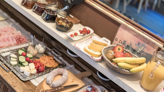 Frühstück-21 klein - Gästehaus Brugger - Sölden