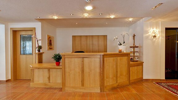 Hotel Rezeption - Hotel Bruno - Sölden