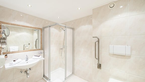 Badezimmer - Hotel Erhart - Sölden