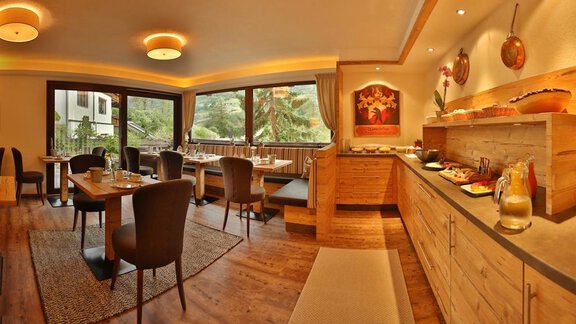 Frühstücksraum - Hotel Garni Apart Fiegl - Sölden