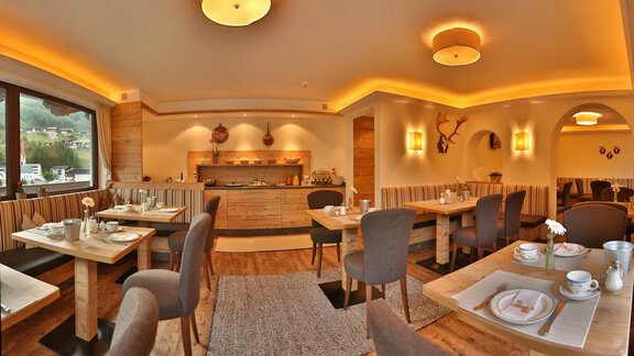Frühstücksraum - Hotel Garni Apart Fiegl - Sölden
