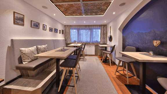 Barbereich - Hotel Garni Apart Fiegl - Sölden