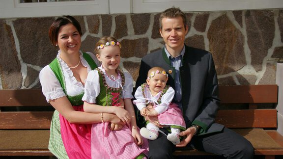 Familienbild der Familie Schmisl - Pension Sportalm - Sölden