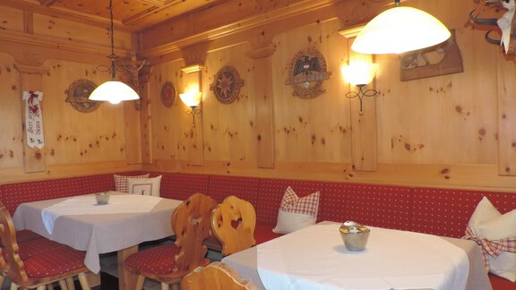 Zirmstube_Eingang_04 - Appartementhaus Zirmhof - Vent