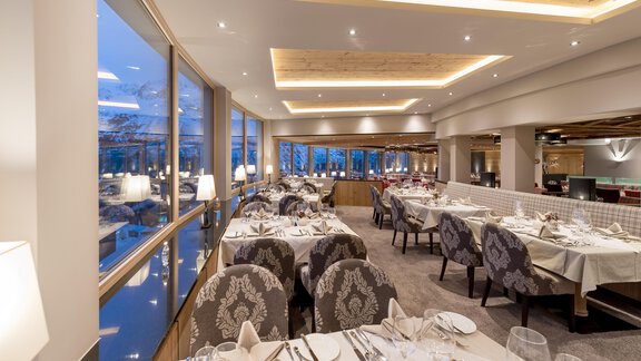 Panoramarestaurant - SKI | GOLF | WELLNESS Hotel Riml ****S - Hochgurgl | © Alexander Maria Lohmann