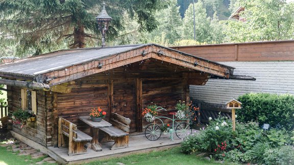 Garten Sommer - Hotel Sportpension Carinthia - Sölden