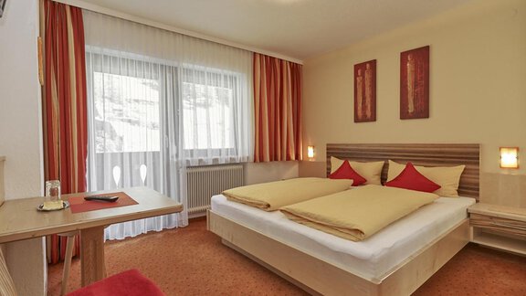 002 Doppelzimmer - Haus Sonnschein - Zwieselstein