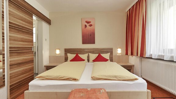 004 Doppelzimmer - Haus Sonnschein - Zwieselstein