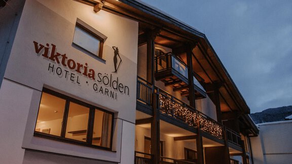Außen Ansicht Winter - Hotel Garni Viktoria - Sölden