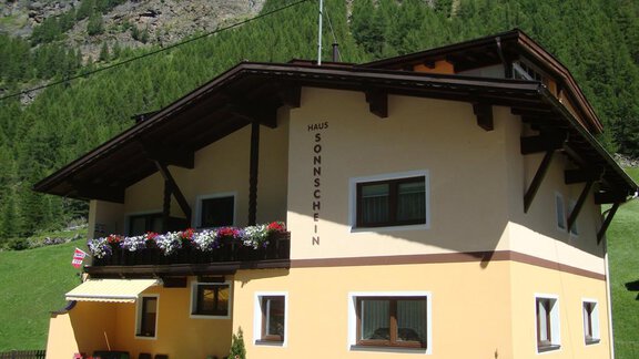 Hausansicht Sommer - Haus Sonnschein - Zwieselstein