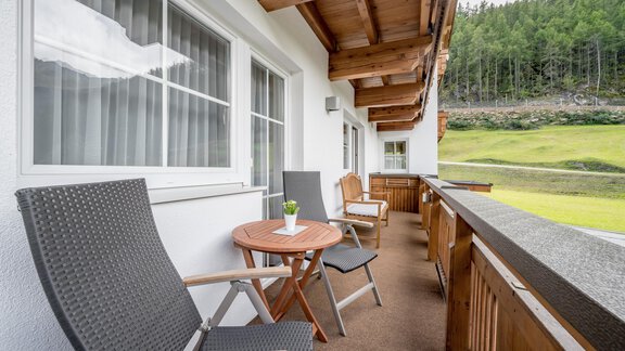 Balkon Sommer - Appartementhaus Kathrin - Sölden
